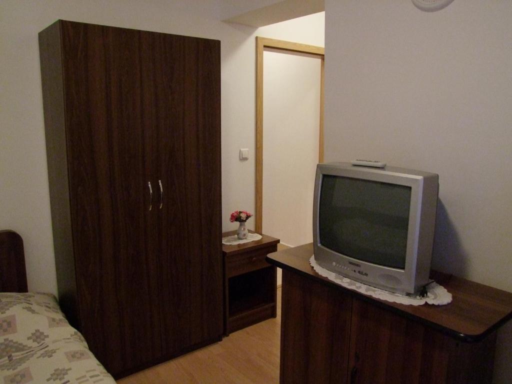 Rajna Apartmanhaz Bogacs Bilik gambar