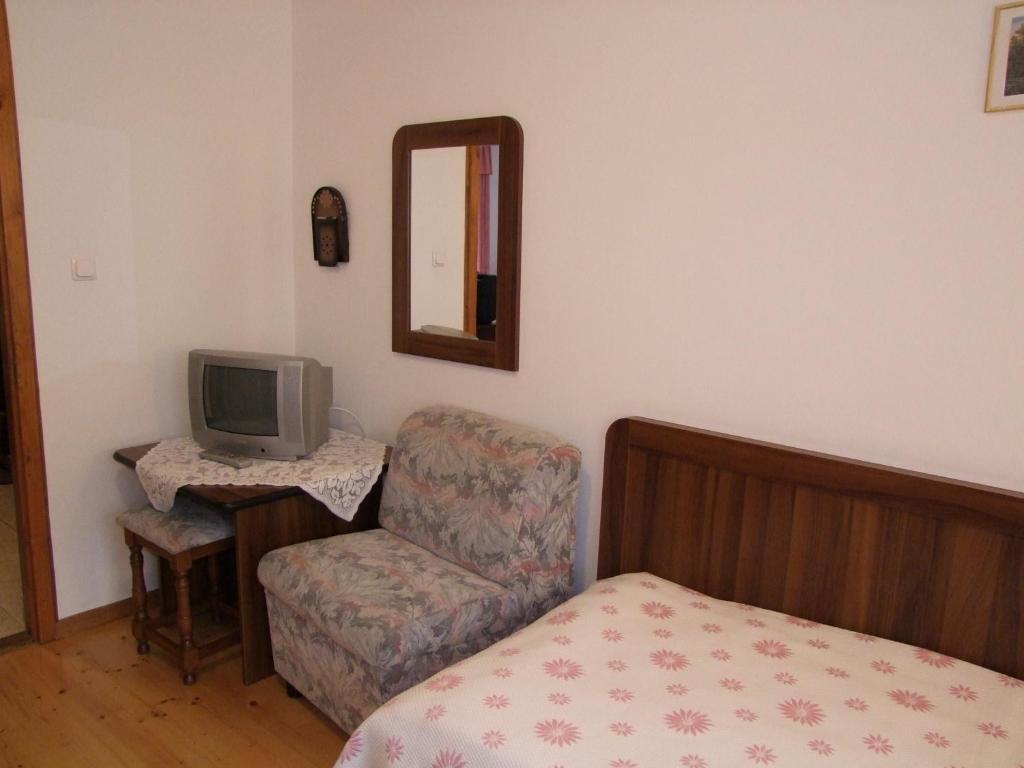 Rajna Apartmanhaz Bogacs Bilik gambar